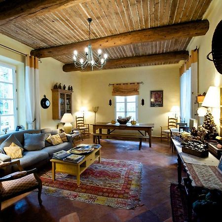 Le Clos Des Freres Gris Bed & Breakfast Aix-en-Provence Exterior photo