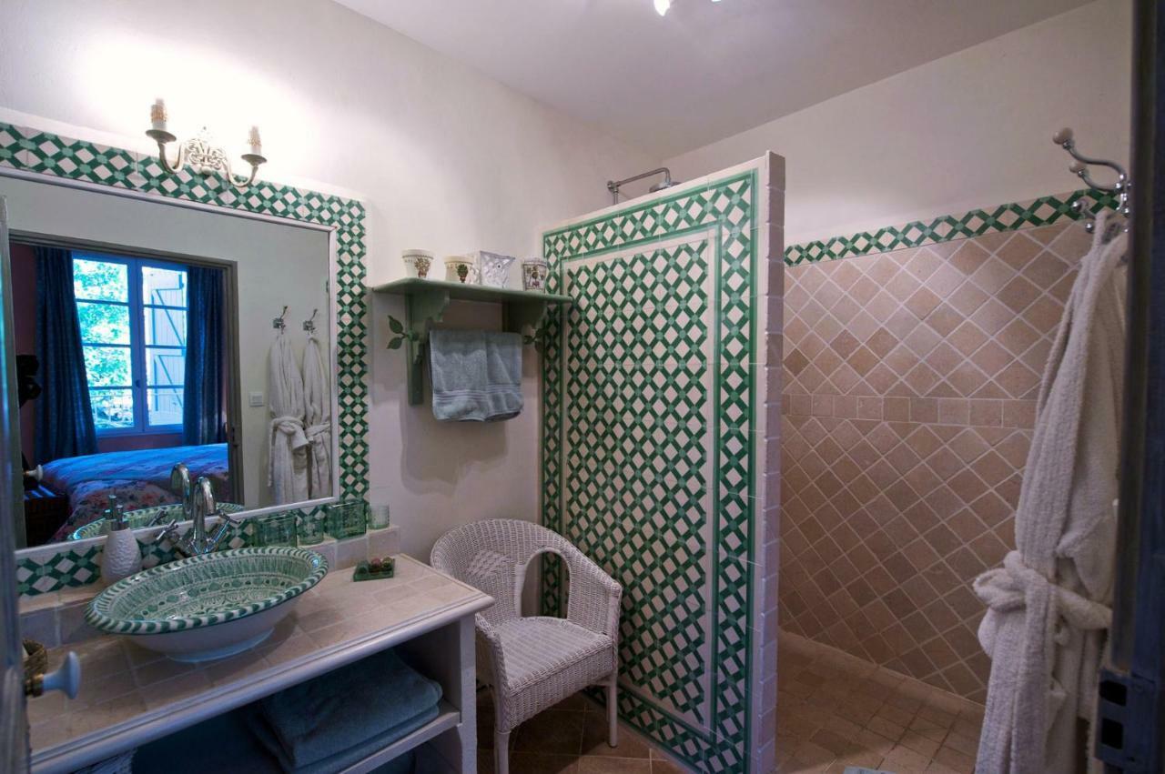 Le Clos Des Freres Gris Bed & Breakfast Aix-en-Provence Exterior photo